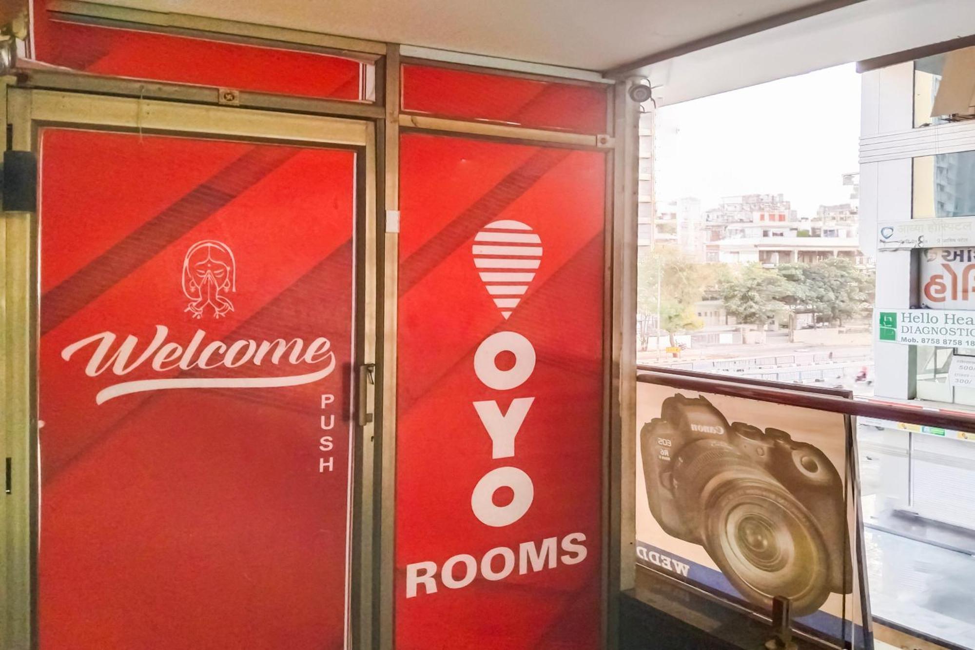 Hotel O Day Night Rooms Surat Exterior foto